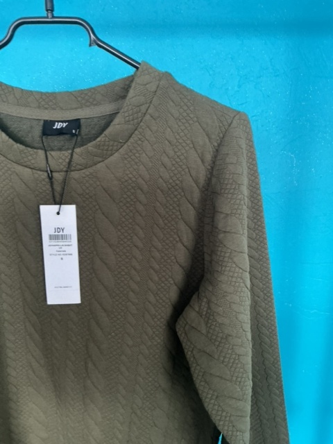 Bluzka damska JDY khaki – dekolt i metka