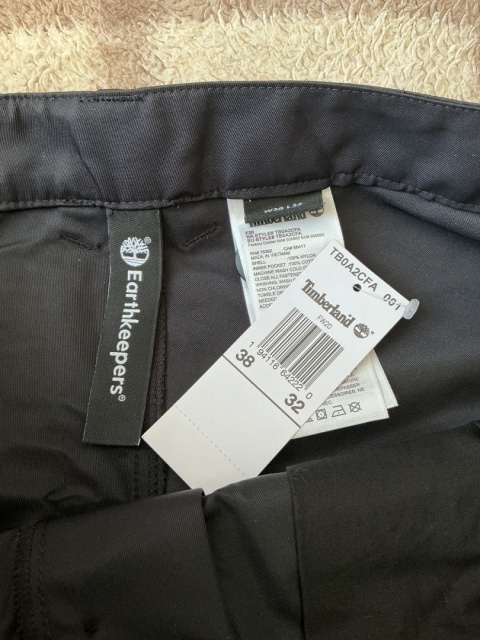 Spodnie cargo Timberland Earthkeepers – metka i szczegóły produktu