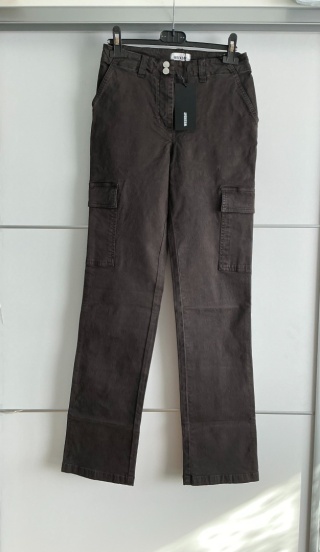 Spodnie damskie cargo Weekday